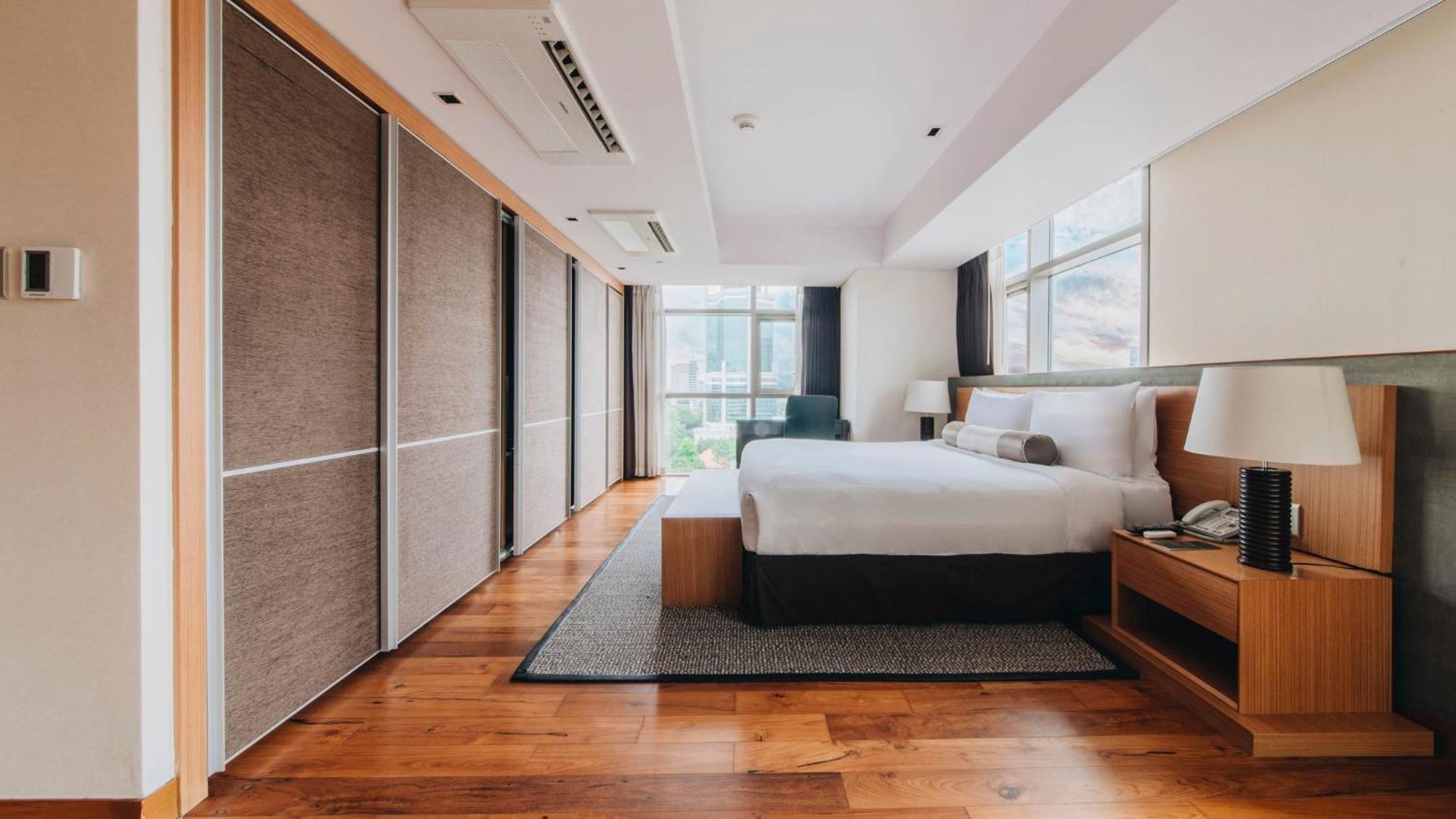 Intercontinental Residences Sài Gòn 5*